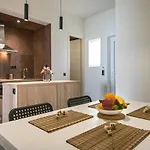 Pelagia Sea Side Apartment *