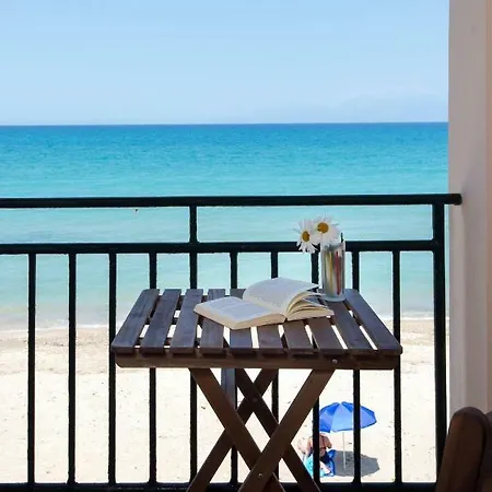 Pelagia Sea Side דירה *