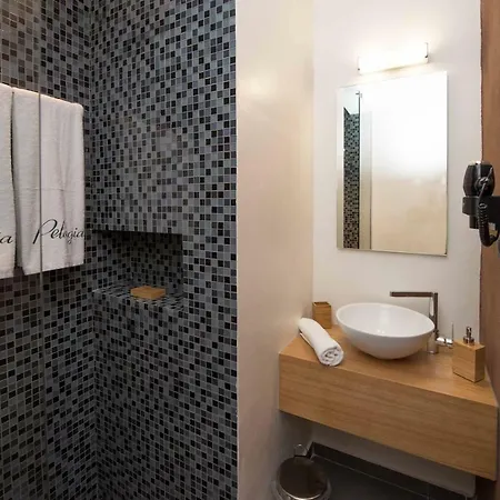 Pelagia Sea Side Apartment *