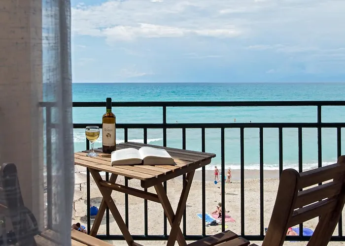 Апартаменты Pelagia Sea Side