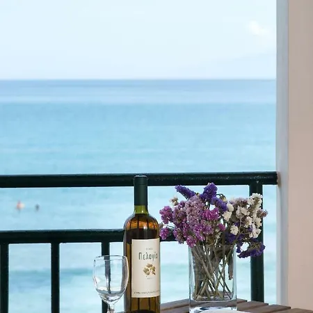 Pelagia Sea Side דירה *